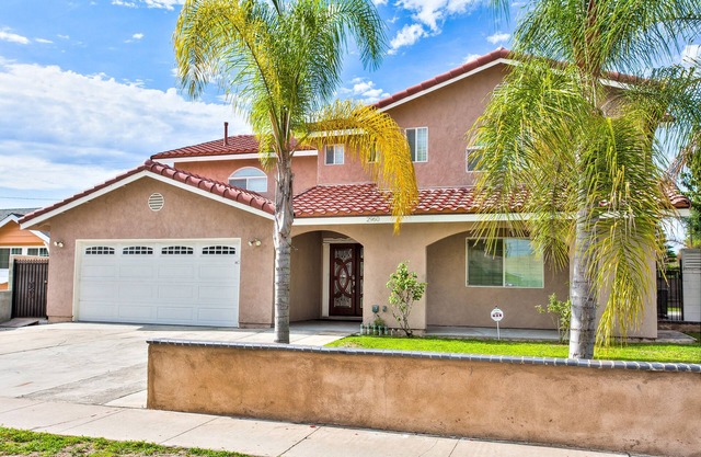 Luxueux 4400 maison sqft Disneyland, Knotts, parc aquatique, plage, chambres de Kid