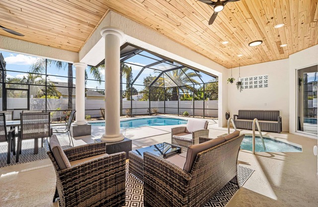 Luxury Pool Retreat in Palm Coast