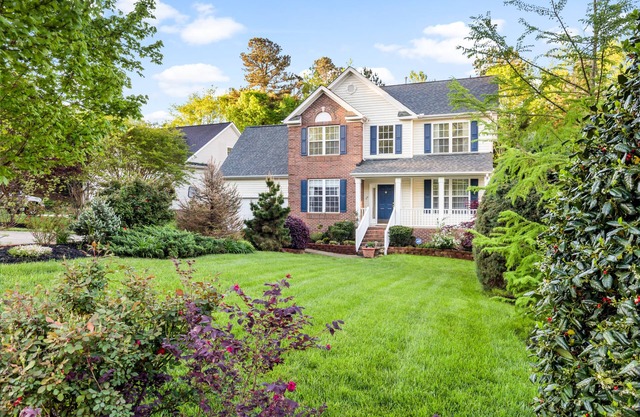 Luxueusement meublé 5BR / 2. Maison 5BA près de UNC / Duke