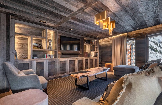 Luxueux appartement de 6 pièces avec piscine, spa et accès direct aux pistes, Morzine