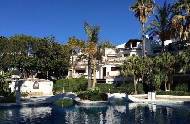 Appart luxueux 3 ch et 3 sdb en bord de mer, quartier chic et calme d'ELVIRIA