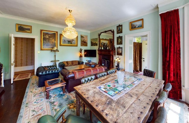 Luxurious Apartment in Historic Mansion - Sleeps 7