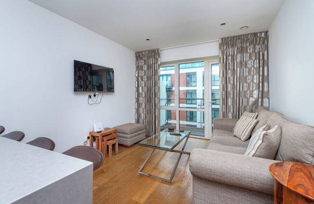 Luxurious Ealing apartment with incredible views