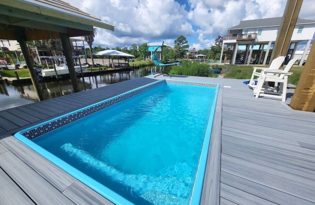 Luxurious Five Bedroom With Pool