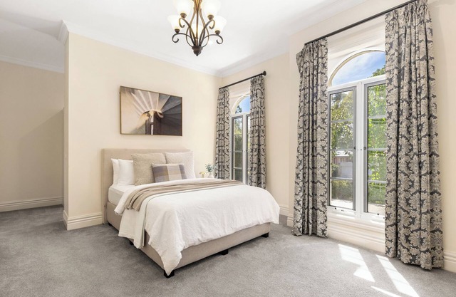 Luxurious French Provincial Home in Mt Waverley