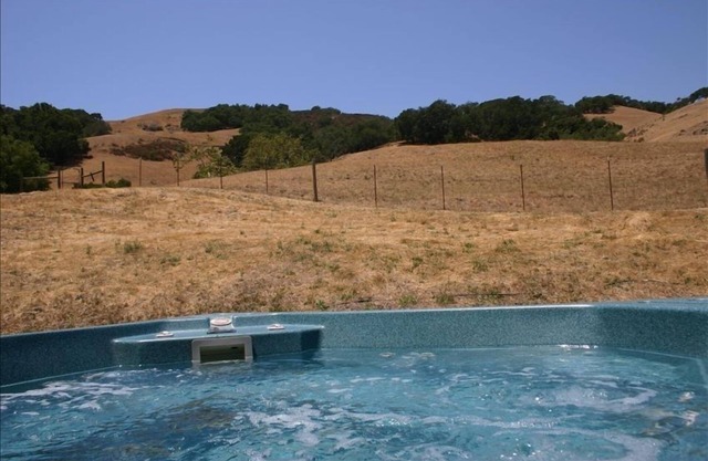 Destination Luxe Ranch Retreat 8Bd / 7ba + / Piscine + Tennis + Airstream / 850 acres côtières