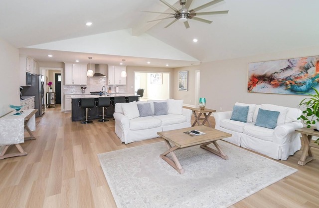 Luxurious Home in Heart of HSV