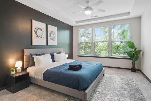 Luxurious King 3 Bedroom Suite in North Raleigh