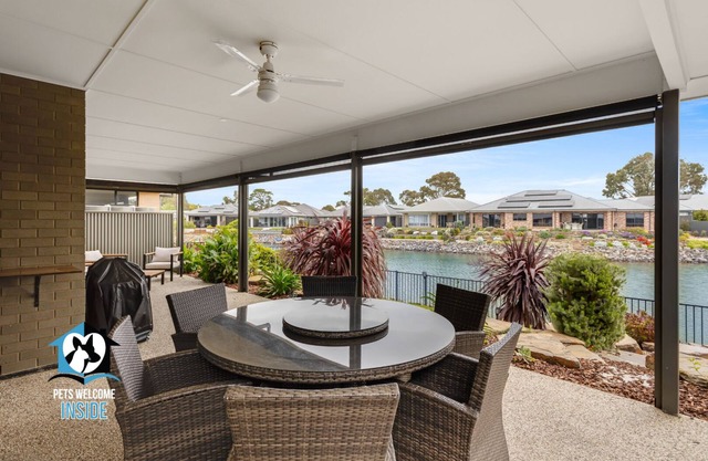 Luxurious Lakefront on Franklin Island