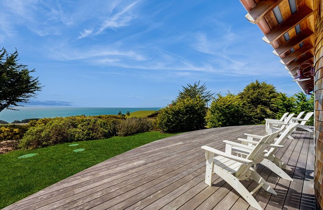Luxueux, nouvelle maison côtière w / cuisine moderne, vue panoramique sur l'océan et pastorale!
