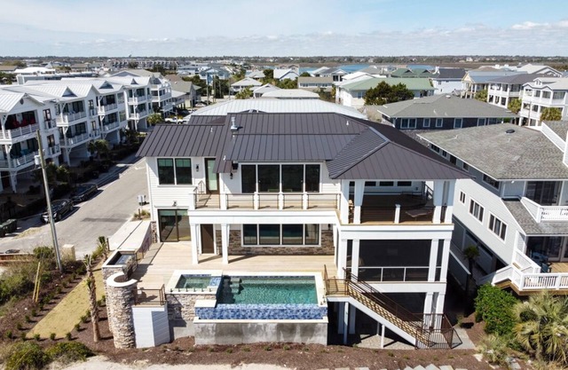 Luxurious Oceanfront Home w Infinity Pool & EV Chargers!