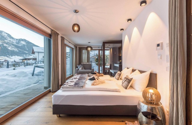 Luxueux chalet de montagne de Paruda avec vue sur la montagne et Wi-Fi