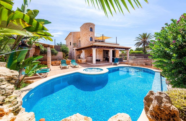 Villa de luxe proche de la plage – Villa Del Salto Uceda