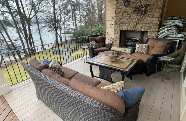 Luxueux et spacieux lac Hartwell Accueil