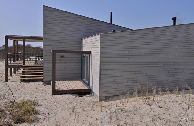 Luxurious villa in nature reserve De Punt