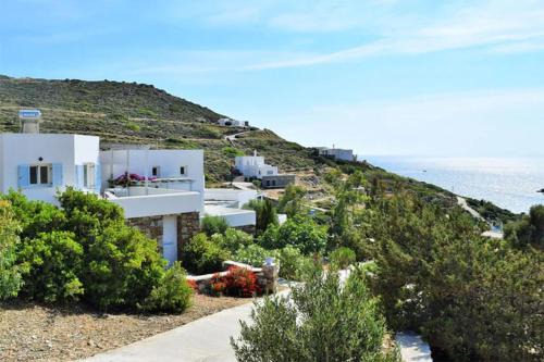 Luxurious Villa on the famous glp cat sanctuary