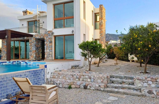 Luxueuse villa avec vue mer imprenable