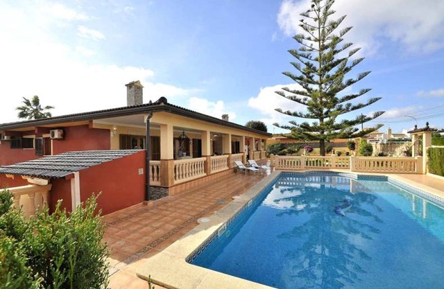 Villa luxueuse avec piscine à Bahía Grande