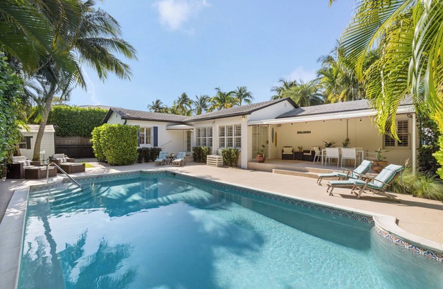 Luxury 2-bedroom Villa in Iconic West Palm Beach