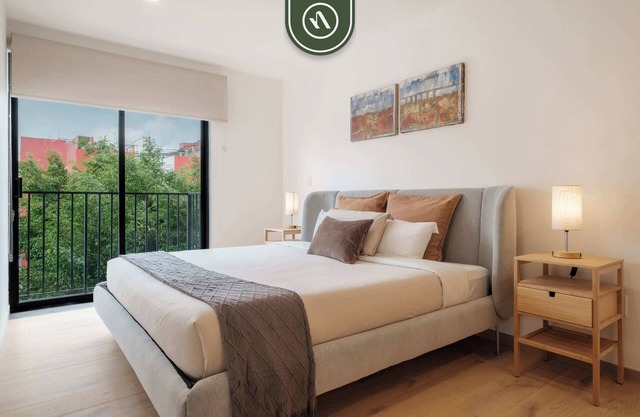Luxury 2 BR Condo in Condesa
