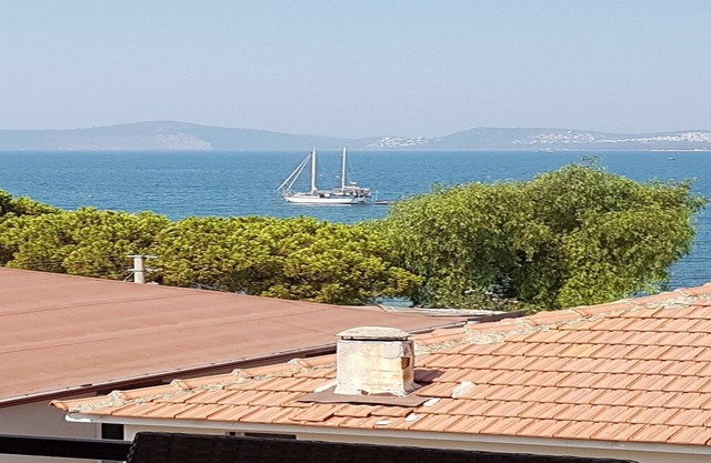 Appartement de luxe de 2 étages à Gulluk, Turquie avec vue sur la mer