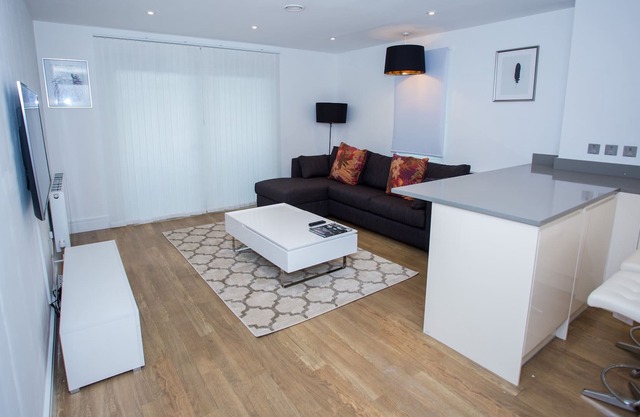 Luxury 2bed apartment located in the Abbeywood