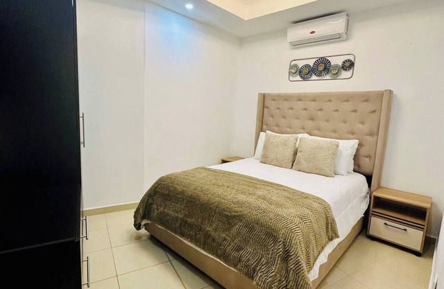 Luxury 2BR Penthouse in Atenea