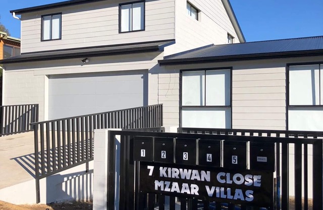 VILLA DE LUXE DE 3 CHAMBRES AU COEUR DE JINDABYNE - UNITE 1