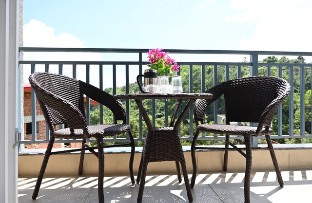 Luxury 3-bedroom villa with private balcony, washroom in Bhimtal