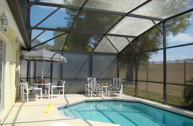Luxe 3 BR 2 BA Villa avec piscine, une connexion Wi-Fi, gratuit USA appelle, HDTV gratuit