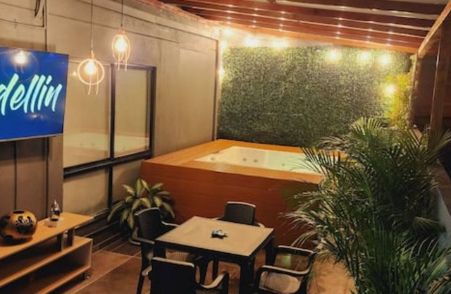 Luxury 3 /jacuzzi/terrace/private/cerca Al Poblado