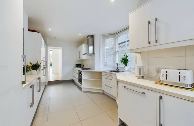 Luxury 4 Bed 2 Bath Westminister Big Ben