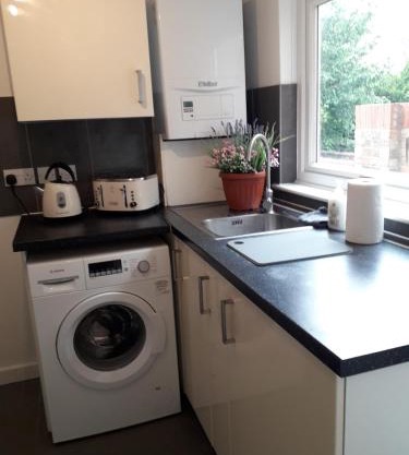 Luxury 4 Bedroom City Centre Retreat FREE PARKING & FREE WIFI