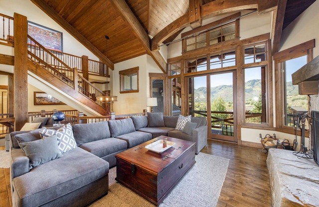 Maison de luxe de 4 chambres à coucher à Park City avec une vue imprenable sur la montagne