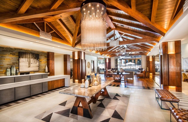 Luxury 4bdr Residence Steps From Heavenly Village 4 Bedroom Condo