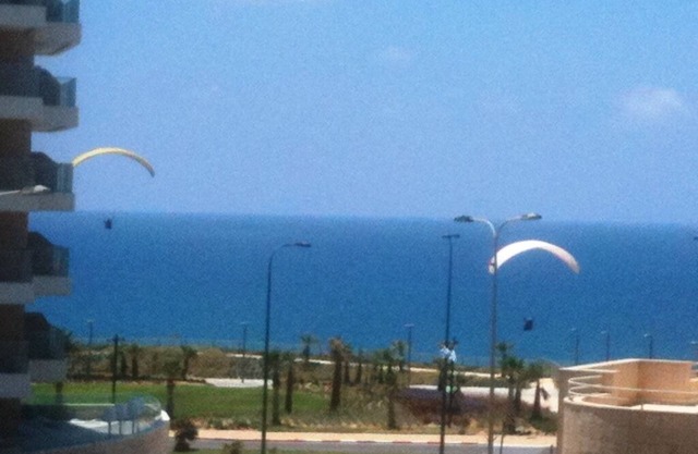 Luxueux appartement de 4 pièces avec vue sur la mer à Netanya