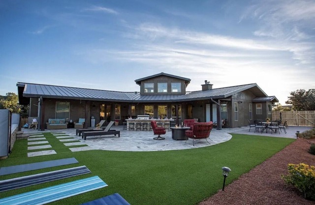 Luxury 5-bedroom Sedona Oasis! **POOL**HOT TUB**HUGE BACKYARD