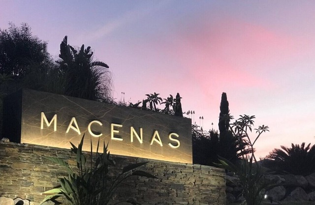 Appartement de luxe 5 * en première ligne sur Playa Macenas Golf & Beach Resort