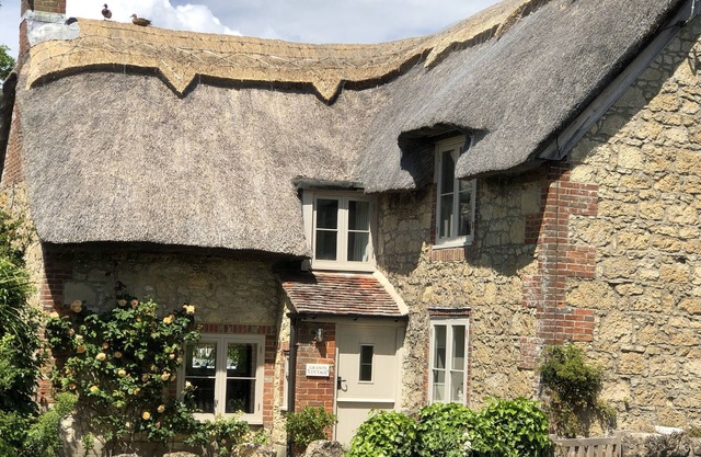 Luxe 5 étoiles boîte de chaume au chocolat près des plages de West Wight