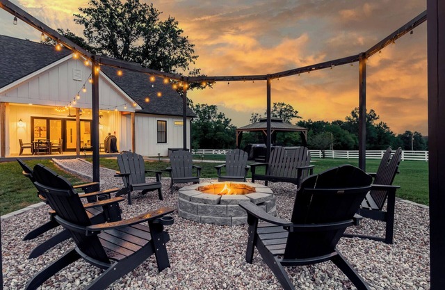 New Luxury Brbn Trail: HotTub Game Room Sauna
