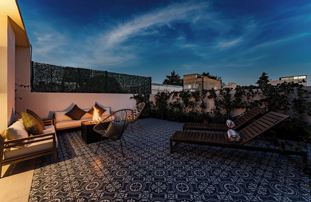Luxury 7-bedroom house in Roma Norte with Jacuzzi, Rooftop, AC in all Bedrooms