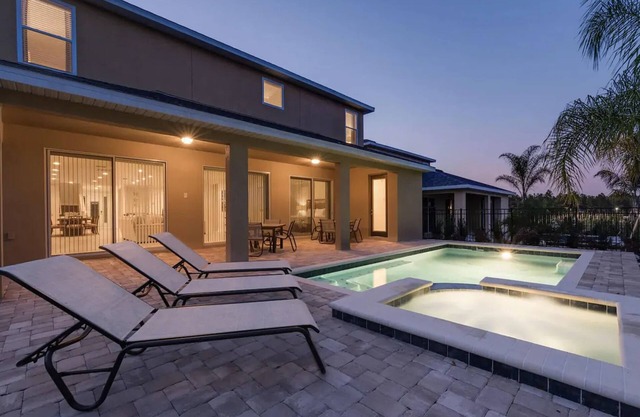 Luxury 9-Bedroom Villa with Pool Near Disney