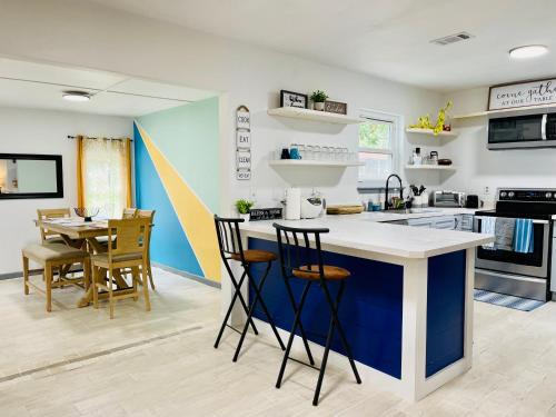 Luxury and Cute Choctow Beach Home
