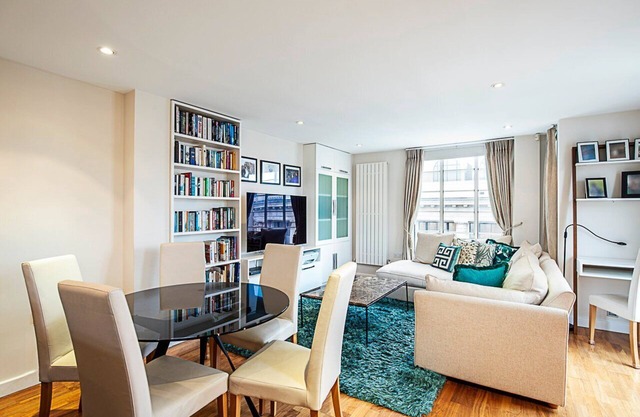 Luxury and Modern Bayswater Apartment