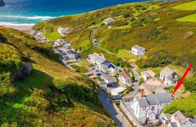 Luxury and stylish accommodation just a short walk to the beach