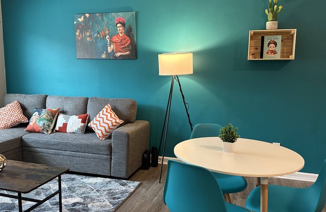 Luxury Apartament near University/1B1BDowntown/Pool