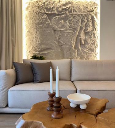 Luxury apartment 70m2 with 2 bedrooms ,balcony and jacuzzi , Downtown Thessaloniki