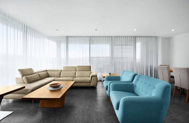Luxury Apartment Caves Beach 4 Bed WiFi & Parking