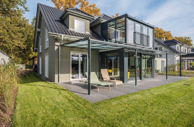 Luxury apartment 122 m² directly on the water with boat - Luxus FeWO direkt am See mit Terrasse und Boot