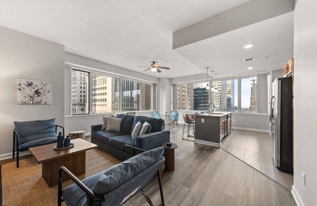 Luxury Apartment | Downtown | Free Parking